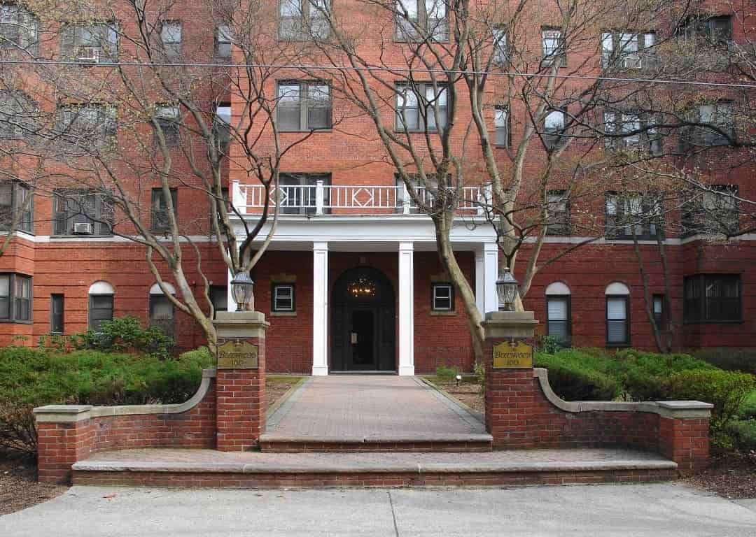 Interesting Neighborhood, Beechwood in Hackensack, New Jersey